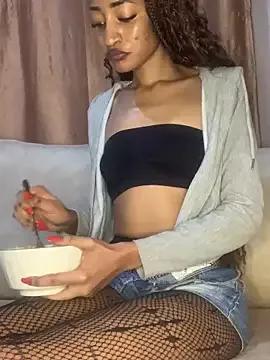 GoddessVee from StripChat