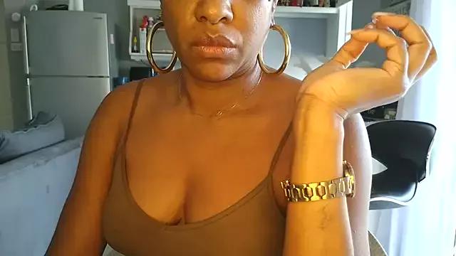 GoddessXandra from StripChat