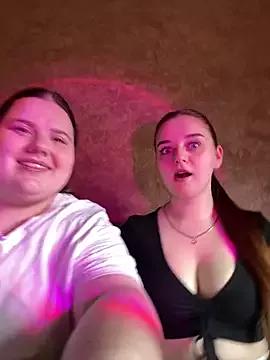 GoldAlisa from StripChat is Freechat