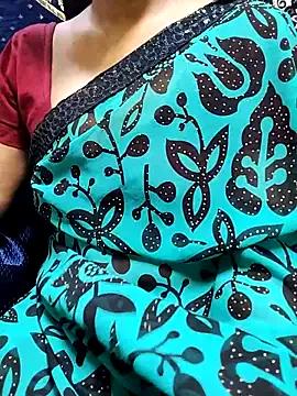 golden_girl1016 from StripChat is Freechat