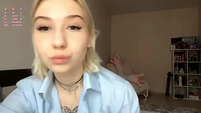 Dirty chat webcam: explore liveshows with versed models, from laying bare to fetishes, in a variety of sexy free adult webcams.