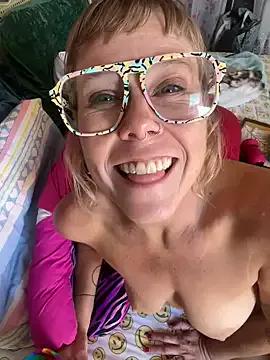 goodgirlbabydoll from StripChat