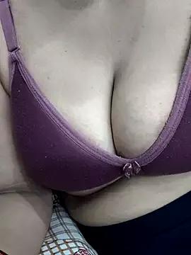 Gorgeous_Candy from StripChat is Freechat