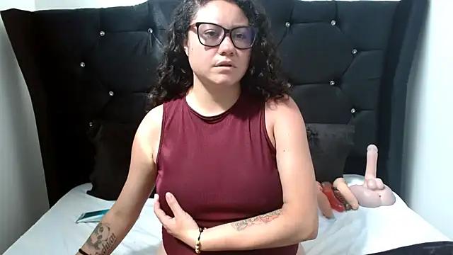Greeneyed_nurse from StripChat
