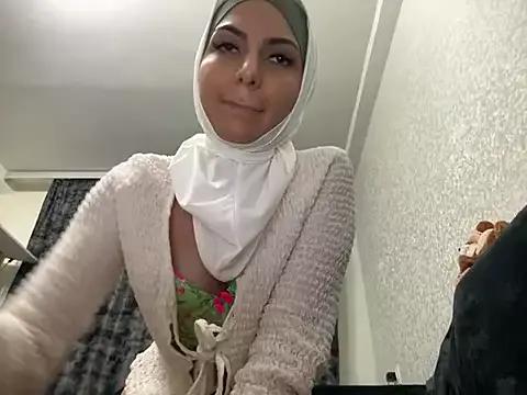 GumusGuray from StripChat
