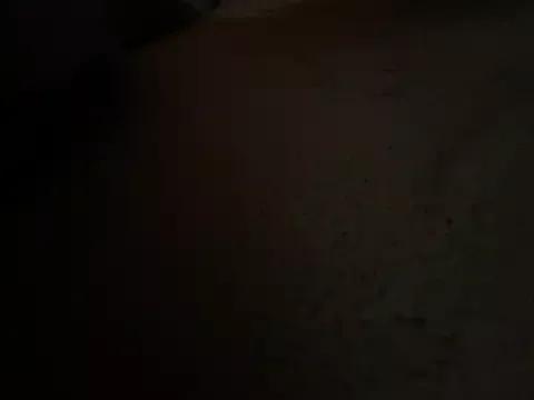GushOnGem_SquirtOnEm from StripChat is Freechat