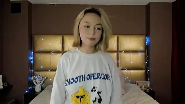 Gwen_Goddess from StripChat is Freechat