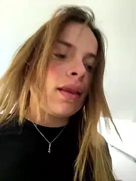gynna_kimera from StripChat