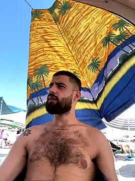 HairyRobxxx from StripChat is Freechat