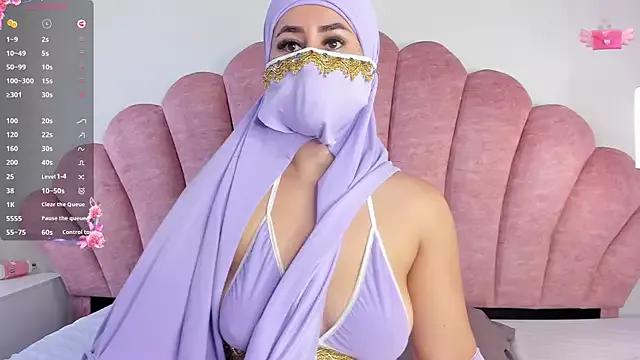 halabi_saha from StripChat