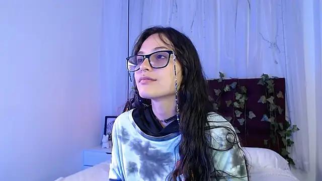 hanabi_gh from StripChat