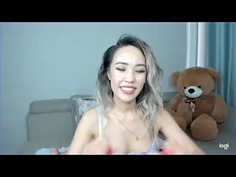 Hanah_cho_cho from StripChat