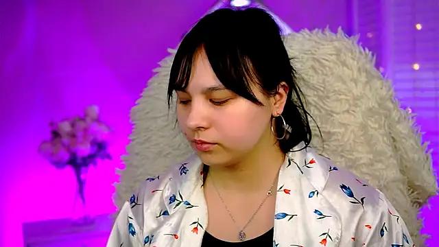 HanaWise from StripChat
