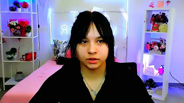 HanaWise from StripChat