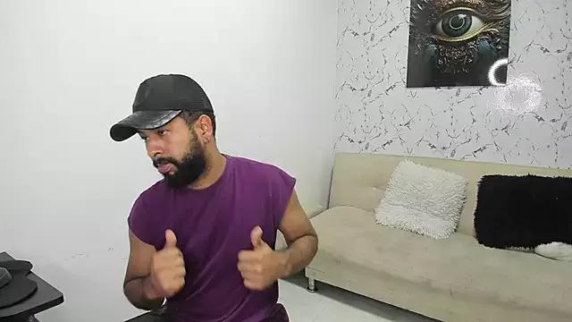 HandsomeLuxuryMen from StripChat is Freechat