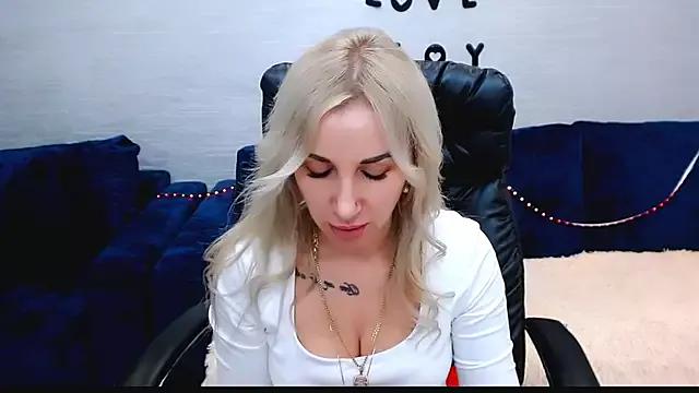 Dirty chat webcam: explore liveshows with versed models, from laying bare to fetishes, in a variety of sexy free adult webcams.