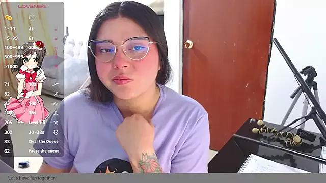Hanna-11 from StripChat
