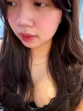 Hanna230 from StripChat