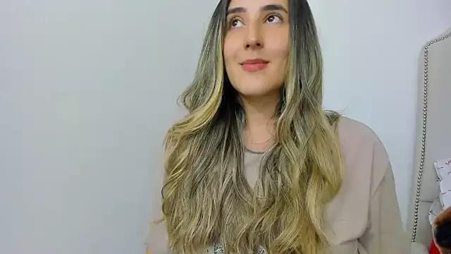 Hanna86 from StripChat