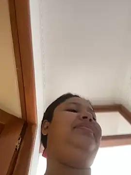 Hanna_19x from StripChat