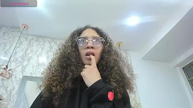 Hanna_Cornee_ from StripChat