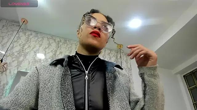 Hanna_Cornee_ from StripChat is Freechat