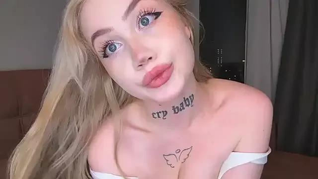 Dirty chat webcam: explore liveshows with versed models, from laying bare to fetishes, in a variety of sexy free adult webcams.
