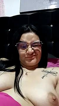 Hanna_Kinsley from StripChat