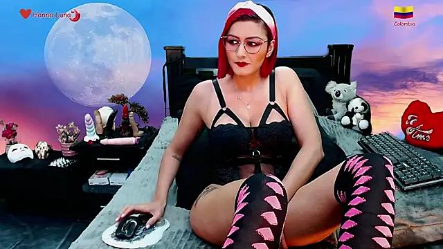 Hanna_Luna from StripChat