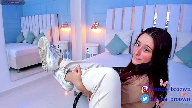 hannaa_brown from StripChat