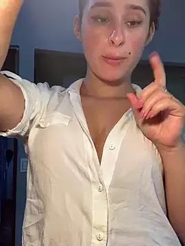 hannaa_brown from StripChat