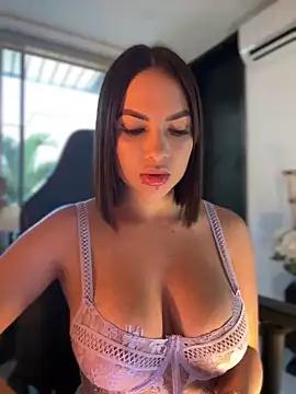 HannaBeckett from StripChat