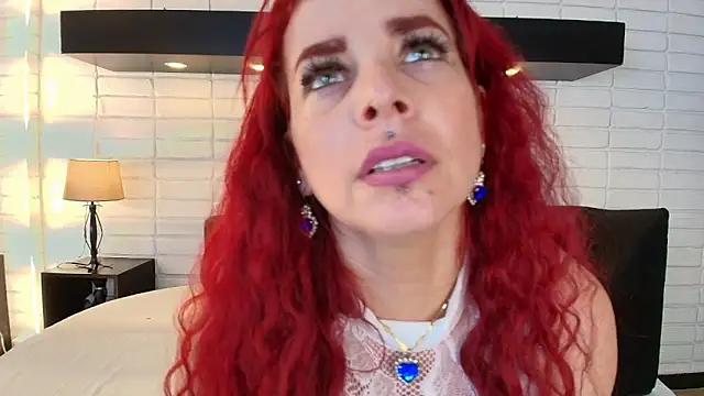 HannaBrave from StripChat