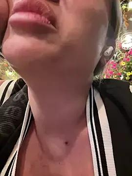 hannacandii from StripChat