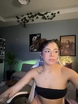 hannachris- from StripChat