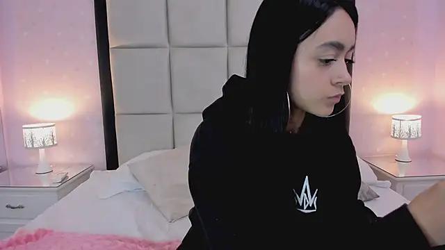 HannaClarrk_ from StripChat