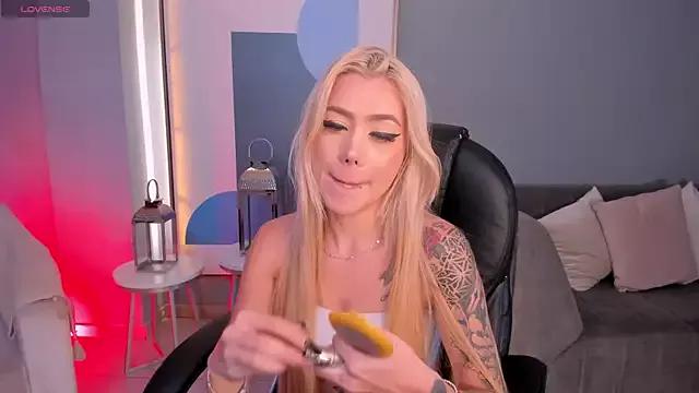 Dirty chat webcam: explore liveshows with versed models, from laying bare to fetishes, in a variety of sexy free adult webcams.