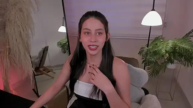 hannah_brady from StripChat