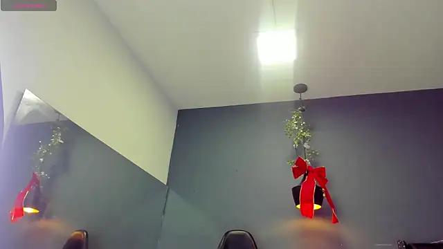 Hannah_Miller__ from StripChat