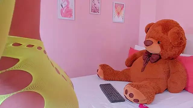Dirty chat webcam: explore liveshows with versed models, from laying bare to fetishes, in a variety of sexy free adult webcams.