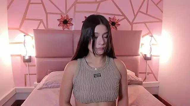 hannah_wood from StripChat is Freechat