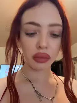 Hannah_xBaby from StripChat