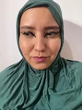 hannahayat from StripChat