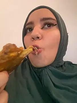 hannahayat from StripChat