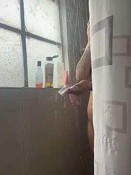 hannahb-e from StripChat