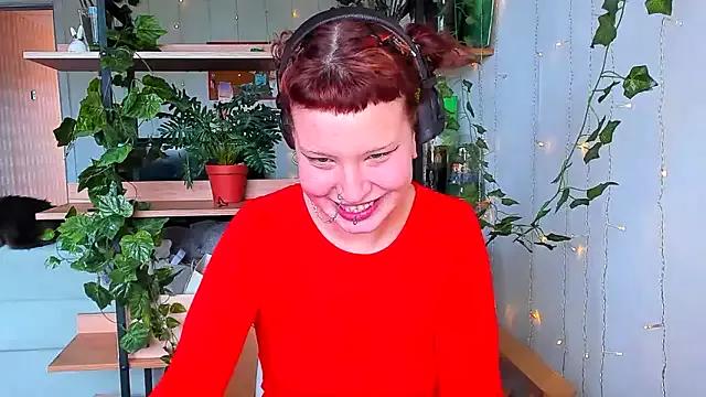 HannahBynes from StripChat is Freechat