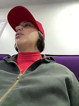 Hannahoff from StripChat