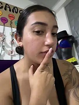 Hannahoff from StripChat