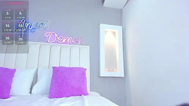 Dirty chat webcam: explore liveshows with versed models, from laying bare to fetishes, in a variety of sexy free adult webcams.