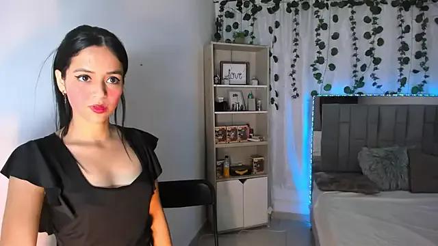 HannaSexyy from StripChat is Freechat